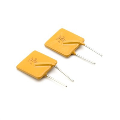נתיכים ניתנים לאיפוס של עופרת רדיאלית PPTC 250V PPTC